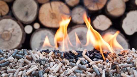 Czy zabraknie nam pelletu w zimie ?- gorące  dyskusje  w Ministerstwie Energii
