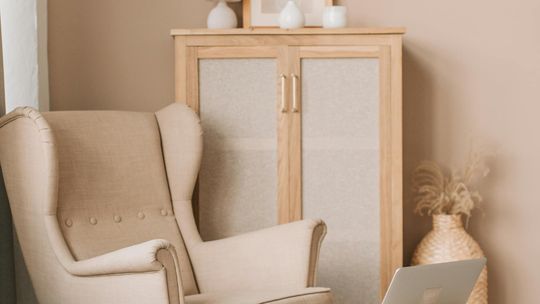 Jak wybrać idealną sofę do nowoczesnego salonu? Jak wybrać idealną sofę do nowoczesnego salonu?