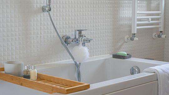 Ochroń fugi przed brudem. Dzięki regenerującym preparatom będą jak nowe