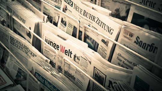 przegląd kominkowych tematów w mediach zagranicznych