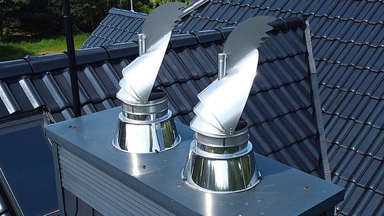 samonastawna-nasada-kominowa-henitom