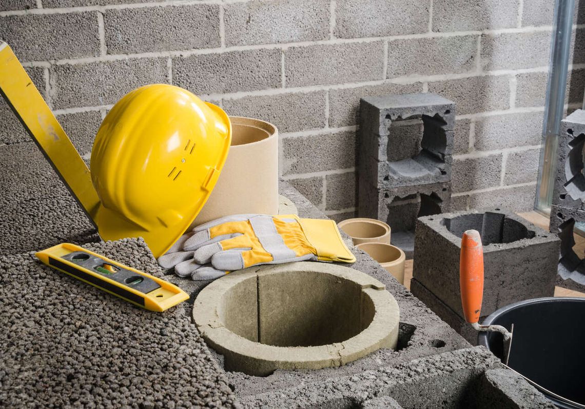 Komin ceramiczny do kominka – dlaczego masywne kominy systemowe wciąż są w grze? Komin ceramiczny do kominka – dlaczego masywne kominy systemowe wciąż są w grze?