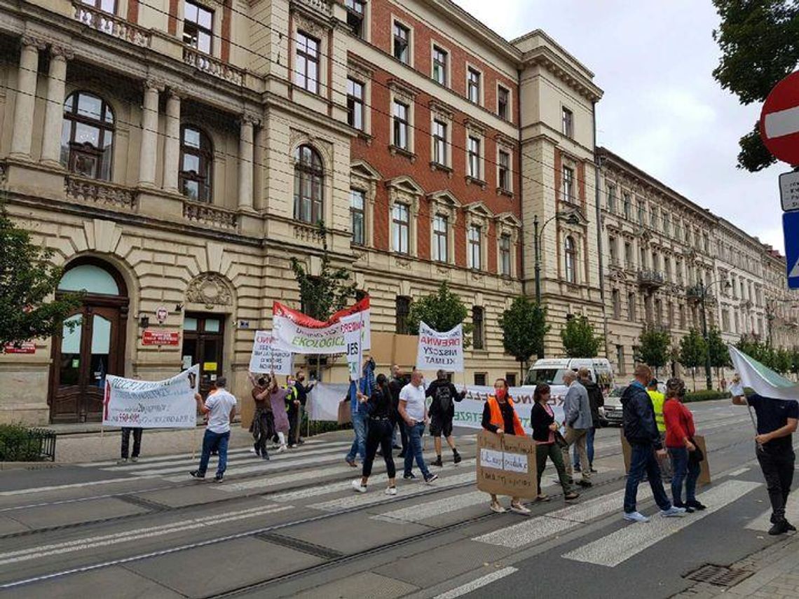 Kraków - kolejny protest przeciw zapisom małopolskiego POP -u