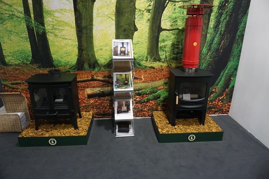 Charnwood / Kominki Toma