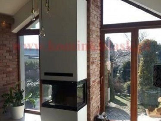 Kominek trójstronny