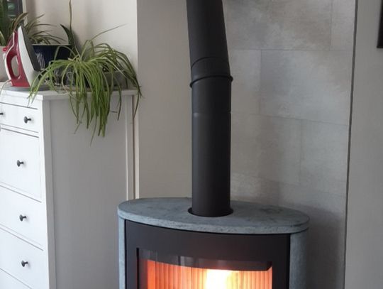 Realizacja kominka  3-szybowego INTRA SM C