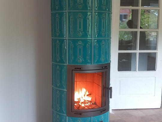 Piec kaflowy wykonany tradycyjnie