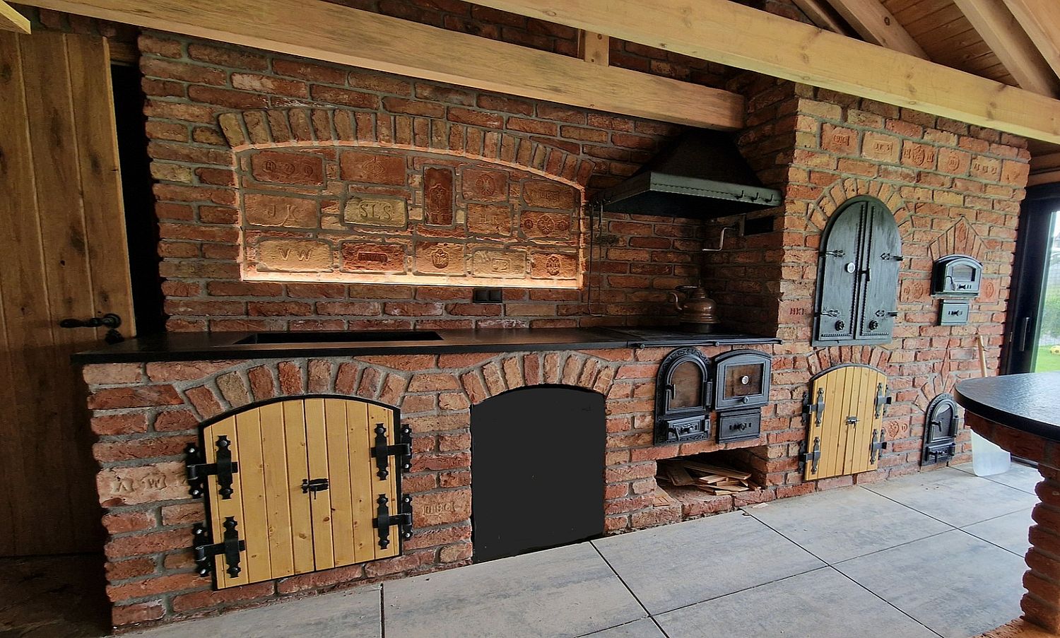 grillo-wedzarnie-kuchnia-ogrodowa