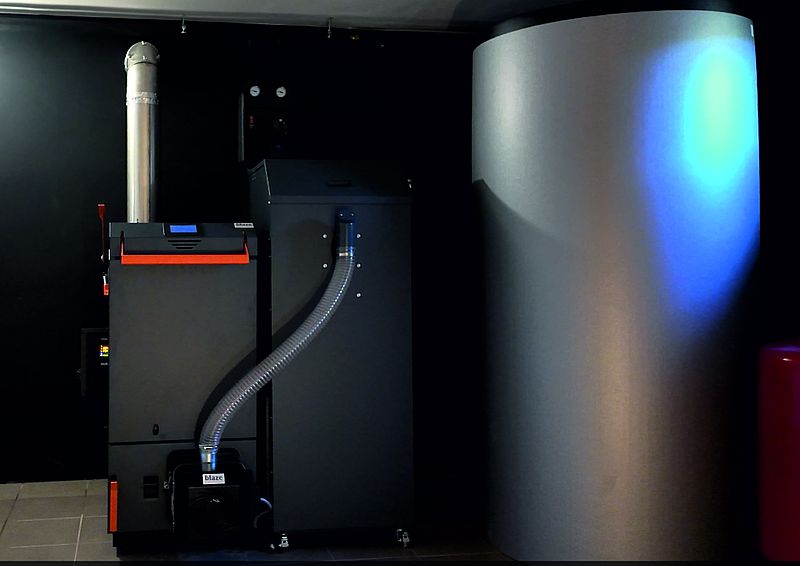 blaze-harmony-kociol-zgazowujacy-drewno-green-combi