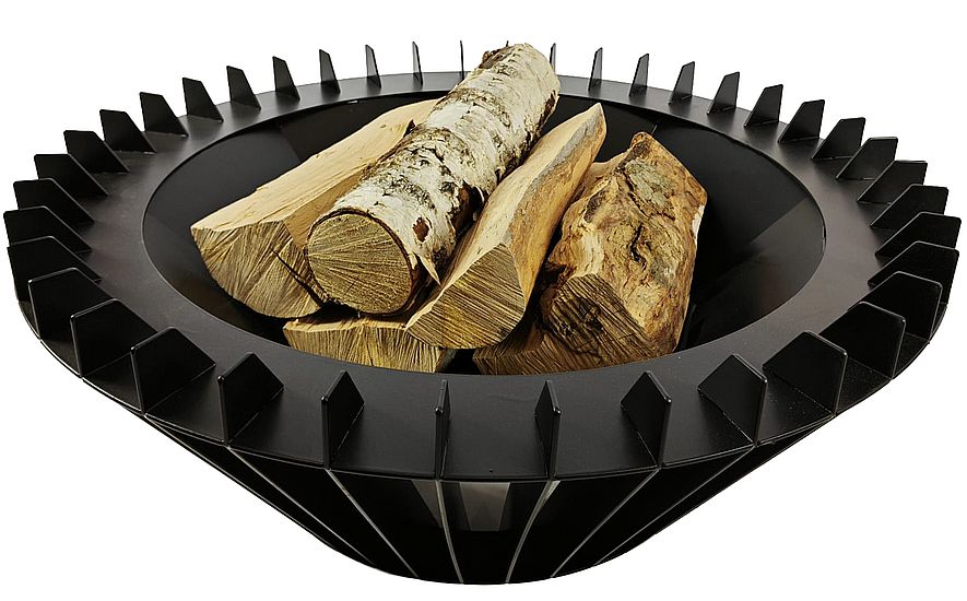 atrakcyjne metalowe palenisko ogrodowe